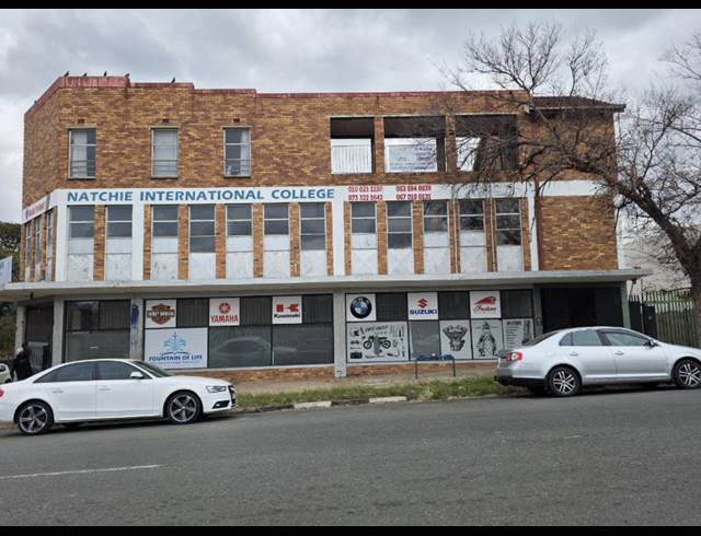 991M² BUSINESS CENTRE FOR SALE IN ALBERTON NORTH